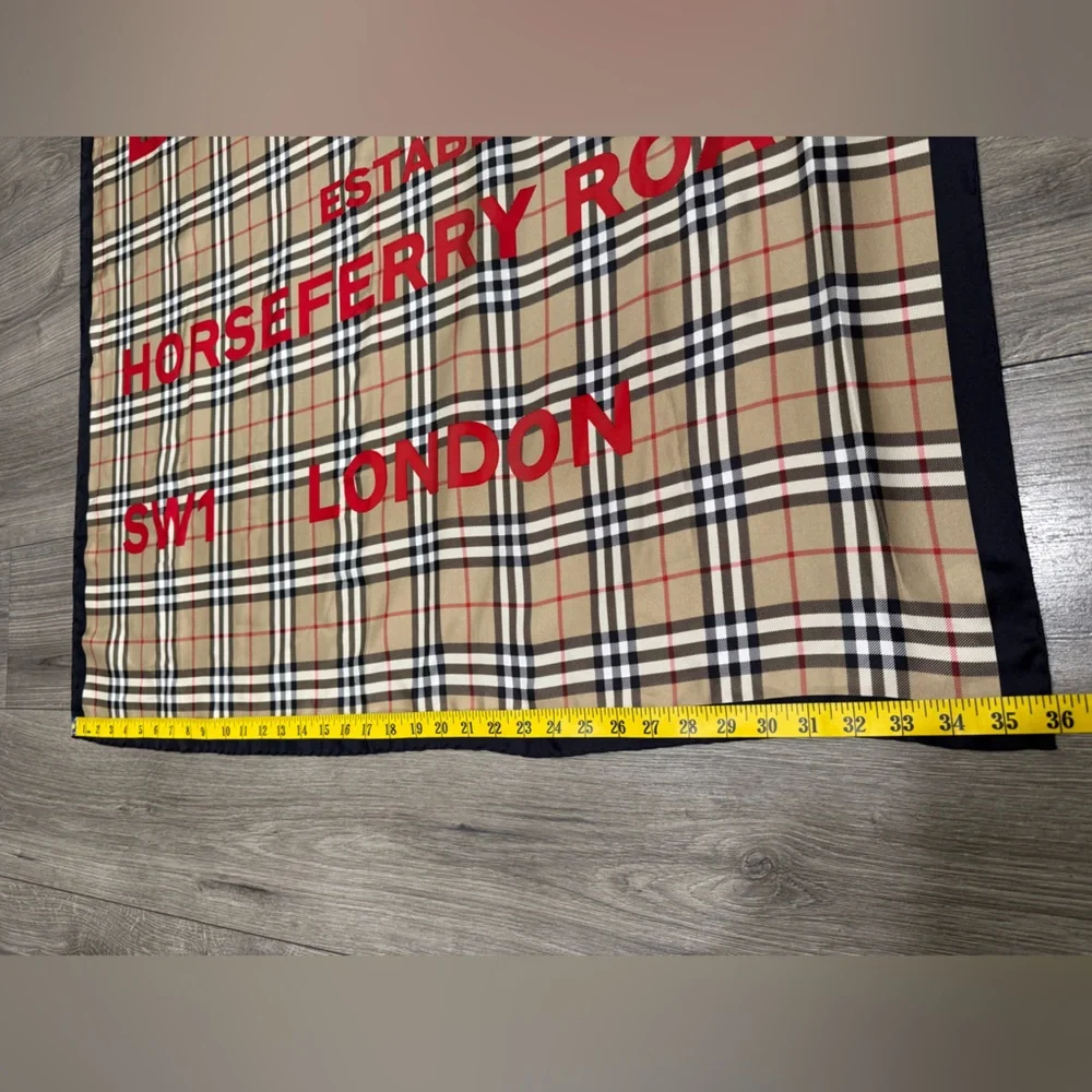 Burberry‎ Horseferry Print Vintage Check Silk Square Scarf